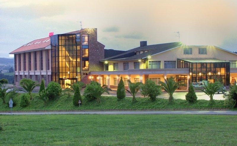 Hotel Royal Llanera  Eksteriør bilde