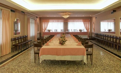 Hotel Royal Llanera  Eksteriør bilde